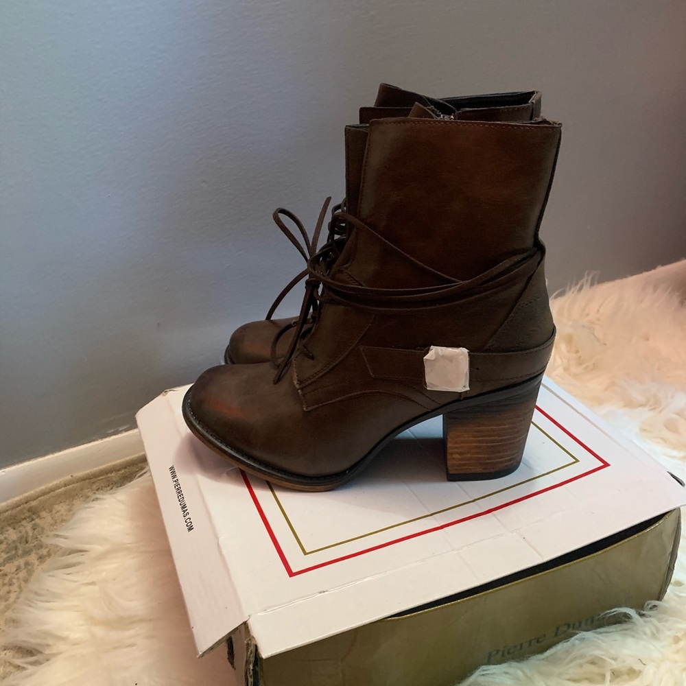 Boots 👢